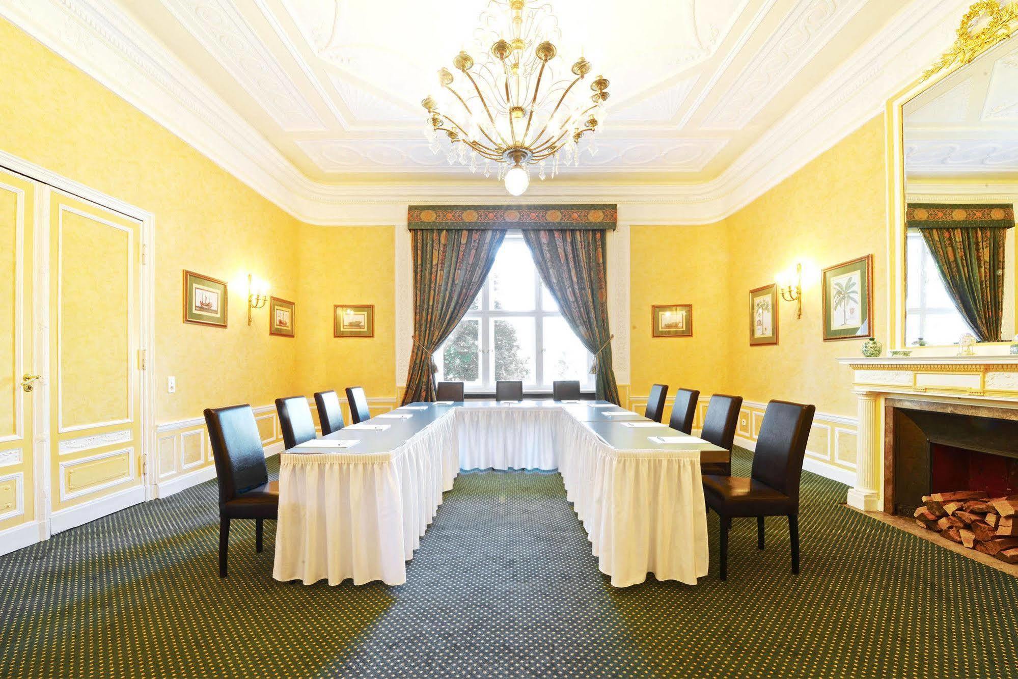 Schlosshotel Villa Westerberge Aschersleben Zewnętrze zdjęcie